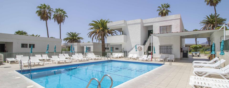 Apartamentos El Sombrero